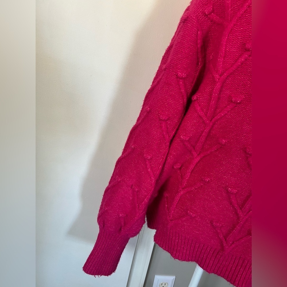 Crown & Ivy Woman’s Bright Pink Heavyweight Soft Chunky Valentines Sweater XL - Picture 8 of 11